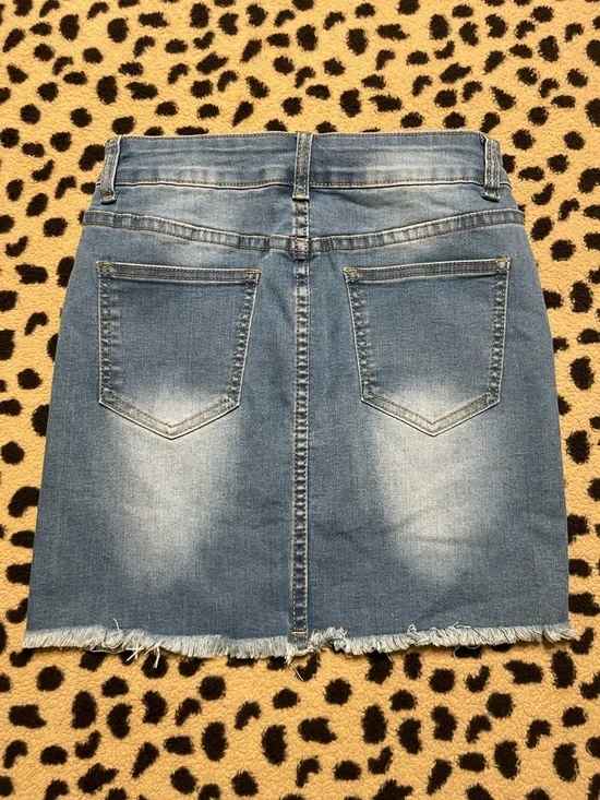 SHEIN Blue Distressed Denim Mini Skirt - Picture 2 of 3